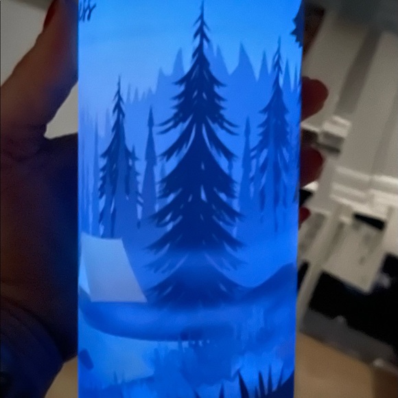 Color changing tumblers - Picture 8 of 8